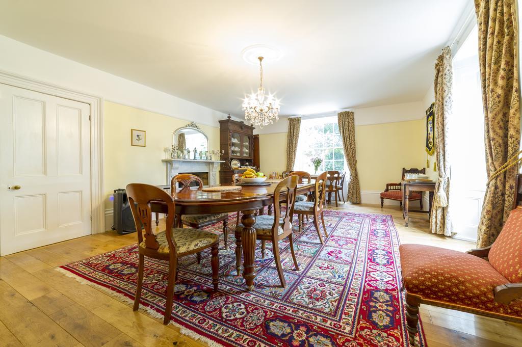 Molland Manor House Bed & Breakfast Сандуич Экстерьер фото
