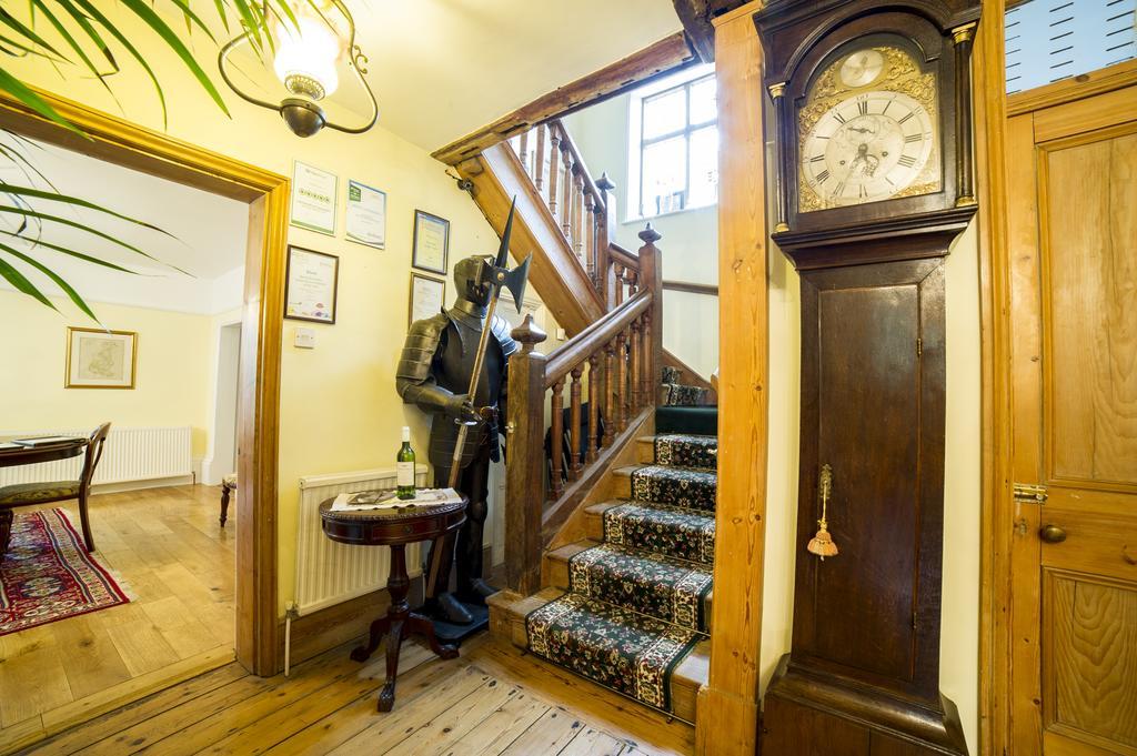 Molland Manor House Bed & Breakfast Сандуич Экстерьер фото