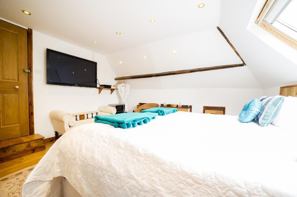 Molland Manor House Bed & Breakfast Сандуич Экстерьер фото