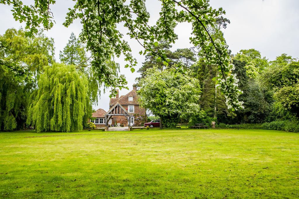 Molland Manor House Bed & Breakfast Сандуич Экстерьер фото